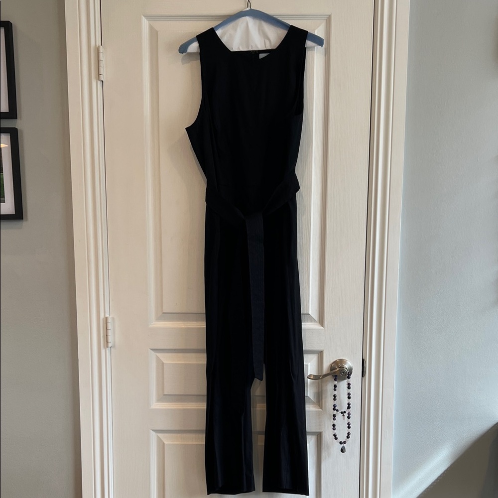 ANTONIO MELANI Black 1 piece zipper and hook/closure, attached tie belt